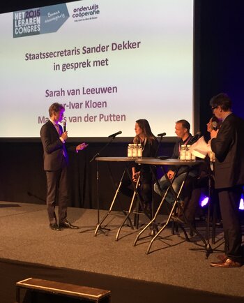 Sander Dekker lanceert het LerarenOntwikkelfonds op het Lerarencongres.